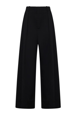 black-trousers