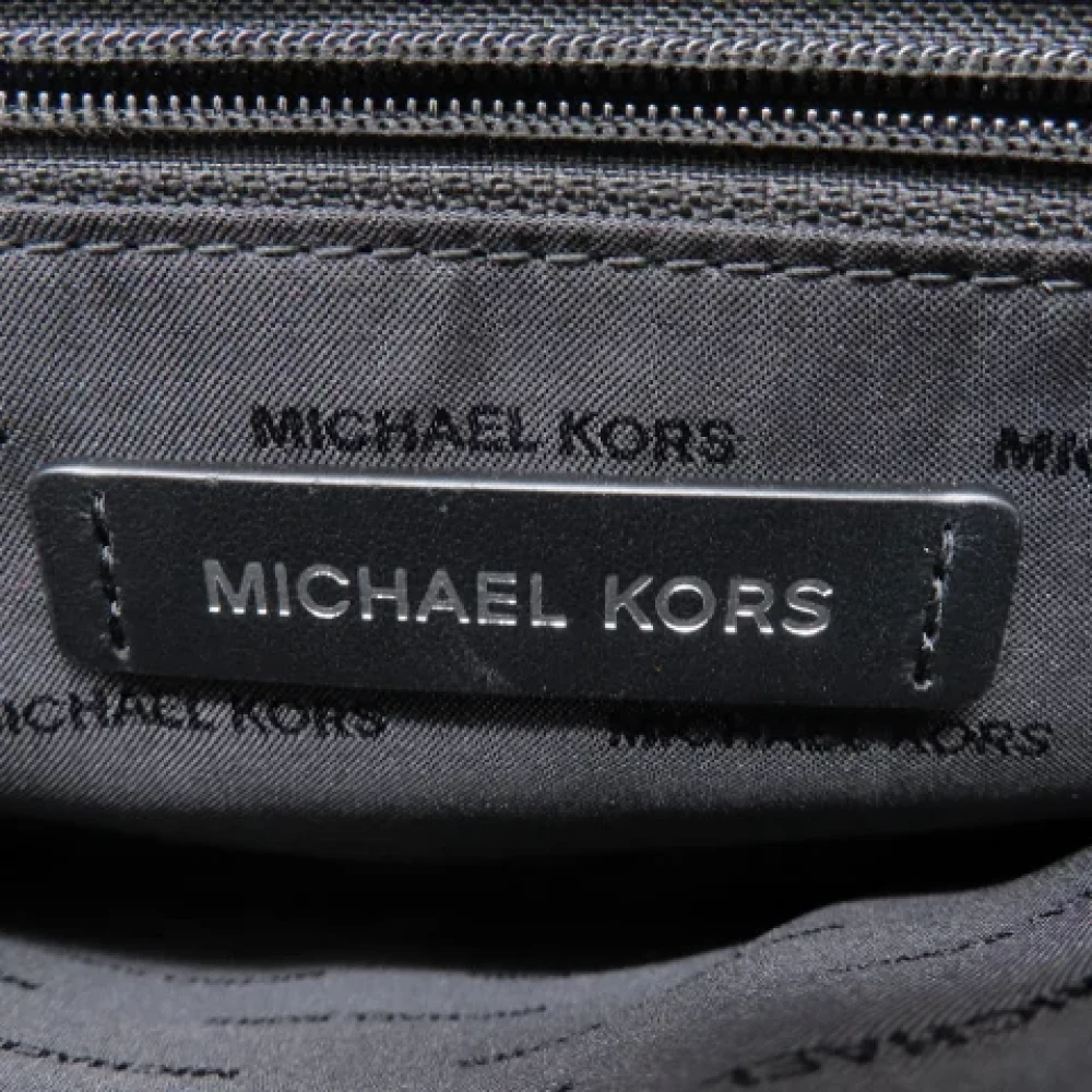 Michael Kors Pre-owned Fabric shoulder-bags Black Dames