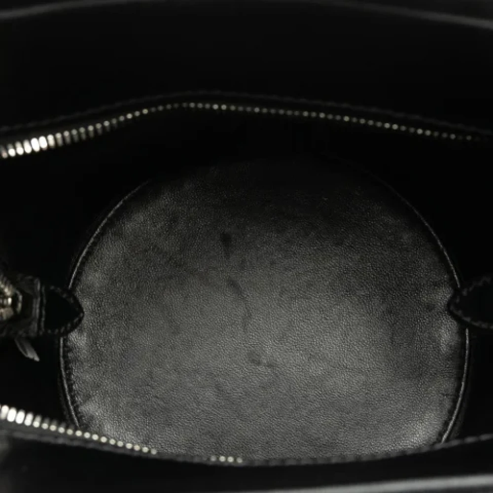 Prada Vintage Pre-owned Leather shoulder-bags Black Dames
