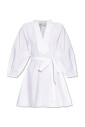 robe-avec-un-decollete-en-v