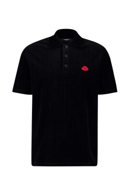 polo-a-motif-levres-noires