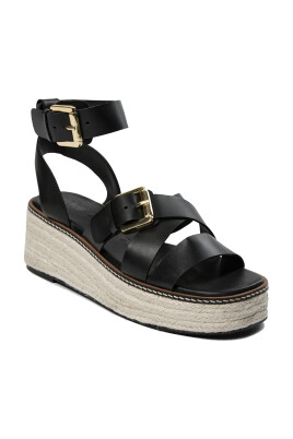black-sandal-with-platform-heel