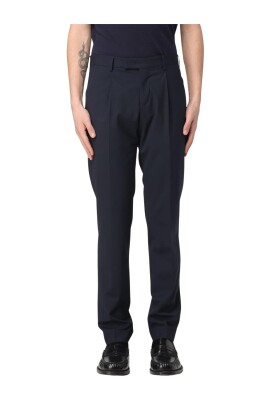 elegant-pleated-trousers