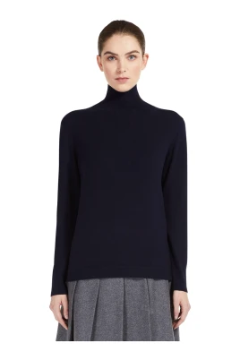 Kiku Sweater