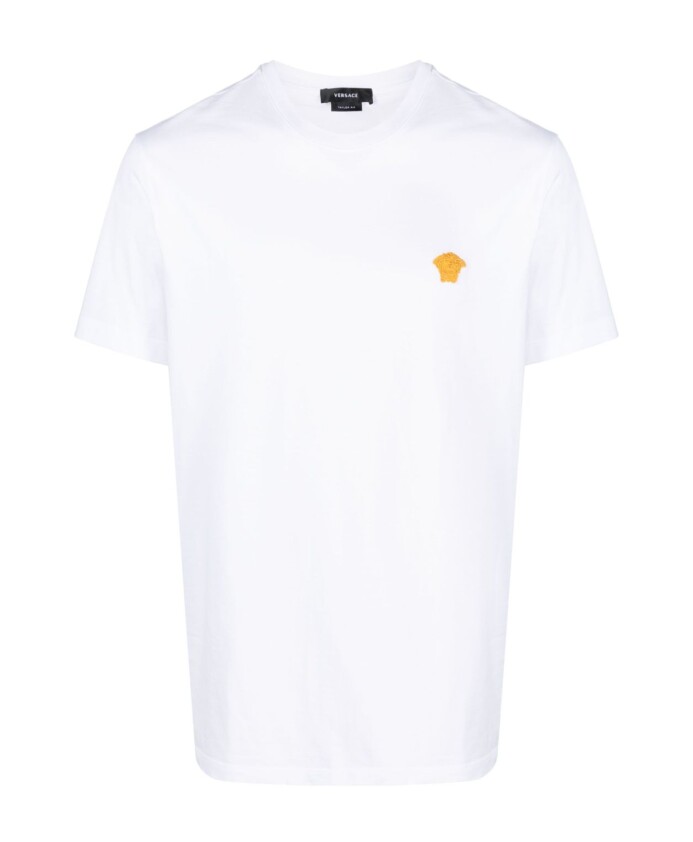 white-t-shirt-with-trendy-design