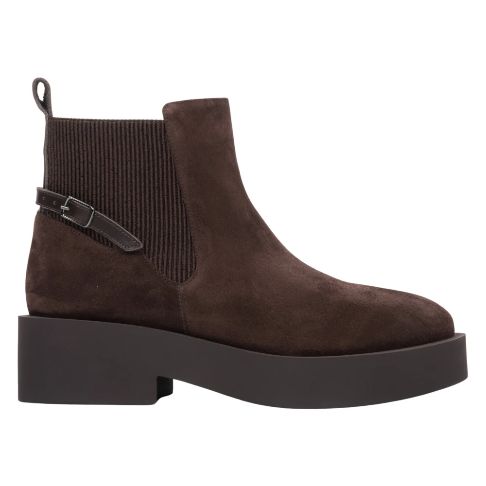Estro Women's Brown Chelsea Boots On Chunky Sole