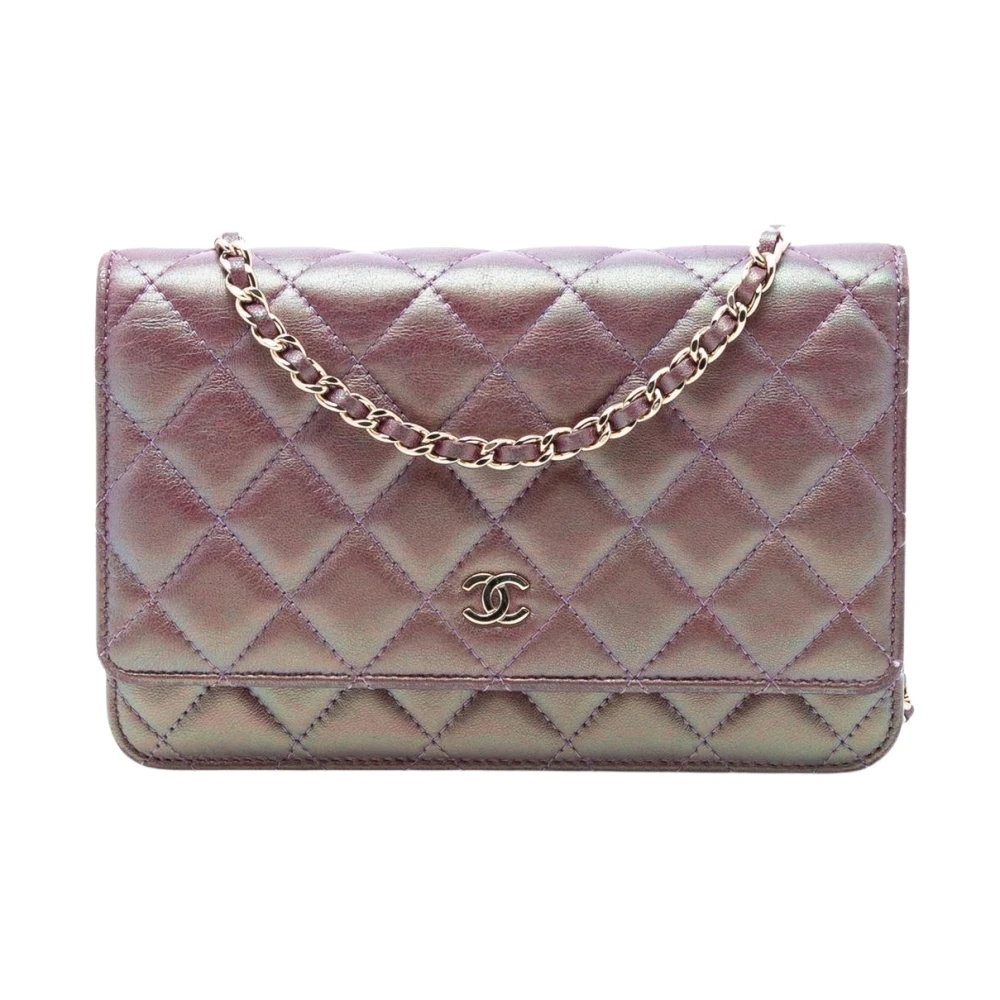 Chanel Vintage Women's Purple Pre-Owned Quilted Wallet With Chain