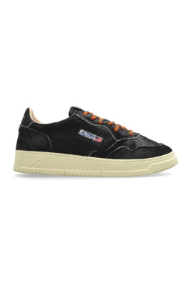 medalist-sports-shoes