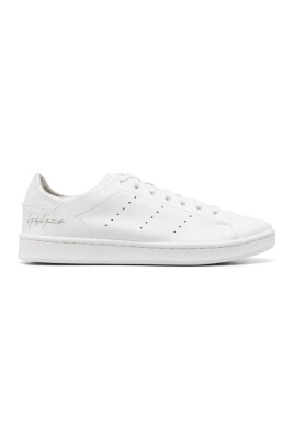 low-top-sneakers