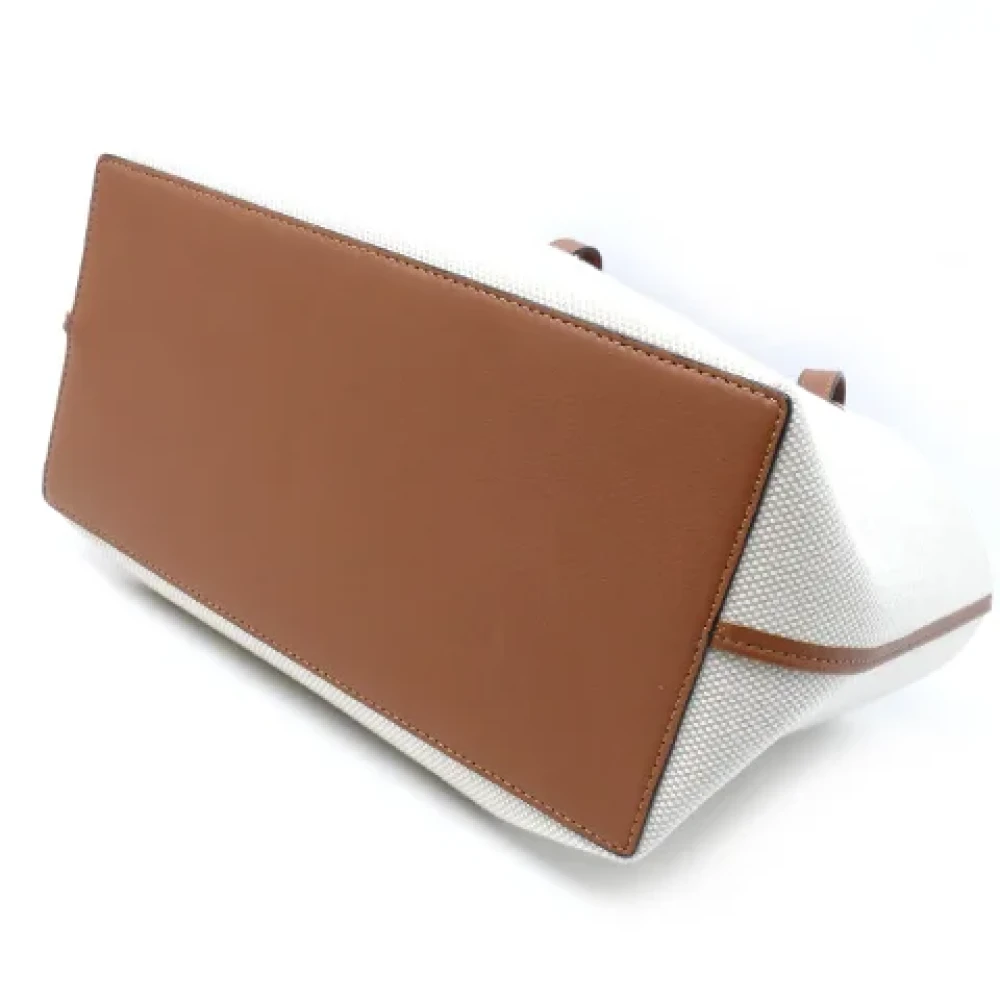 Loewe Pre-owned Leather totes Beige Dames
