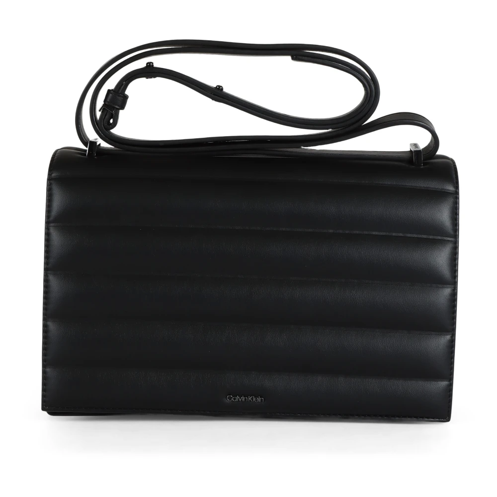 Calvin Klein Gewatteerde Schoudertas met Logo Plaque Black Dames