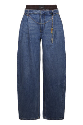 jean-plisse-oversize-avec-ceinture-chaine