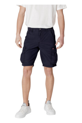 shorts-en-coton-bleu-avec-plusieurs-poches