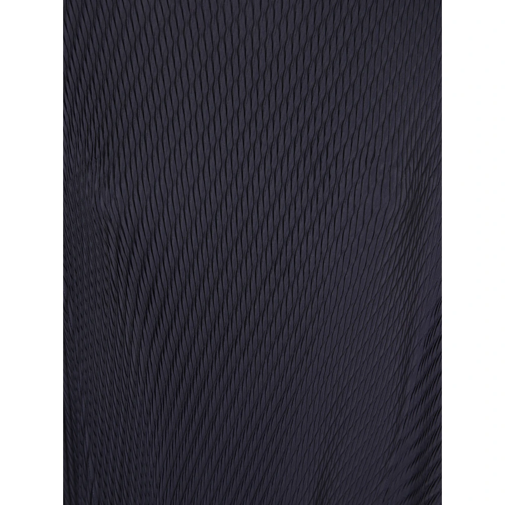 Issey Miyake Donkerblauwe Geplooide Mouwloze Top Blue Dames