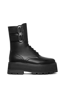 stylish-leather-boots-for-women