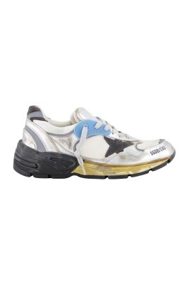 womenand-39-s-running-shoes