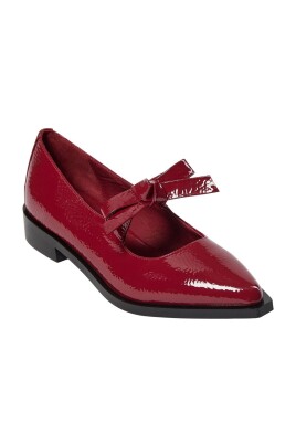 red-ballerina-shoes-with-bow-detail