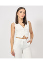 veste-blanche-ajustee-avec-large-encolure