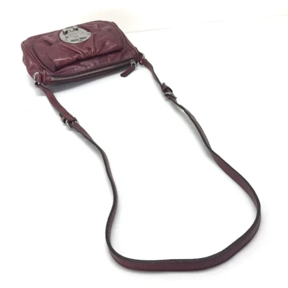 Miu Pre-owned Leather shoulder-bags Red Dames