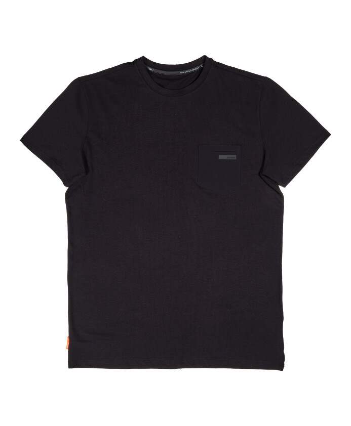 t-shirt-noir-en-polyester-avec-poche-technique