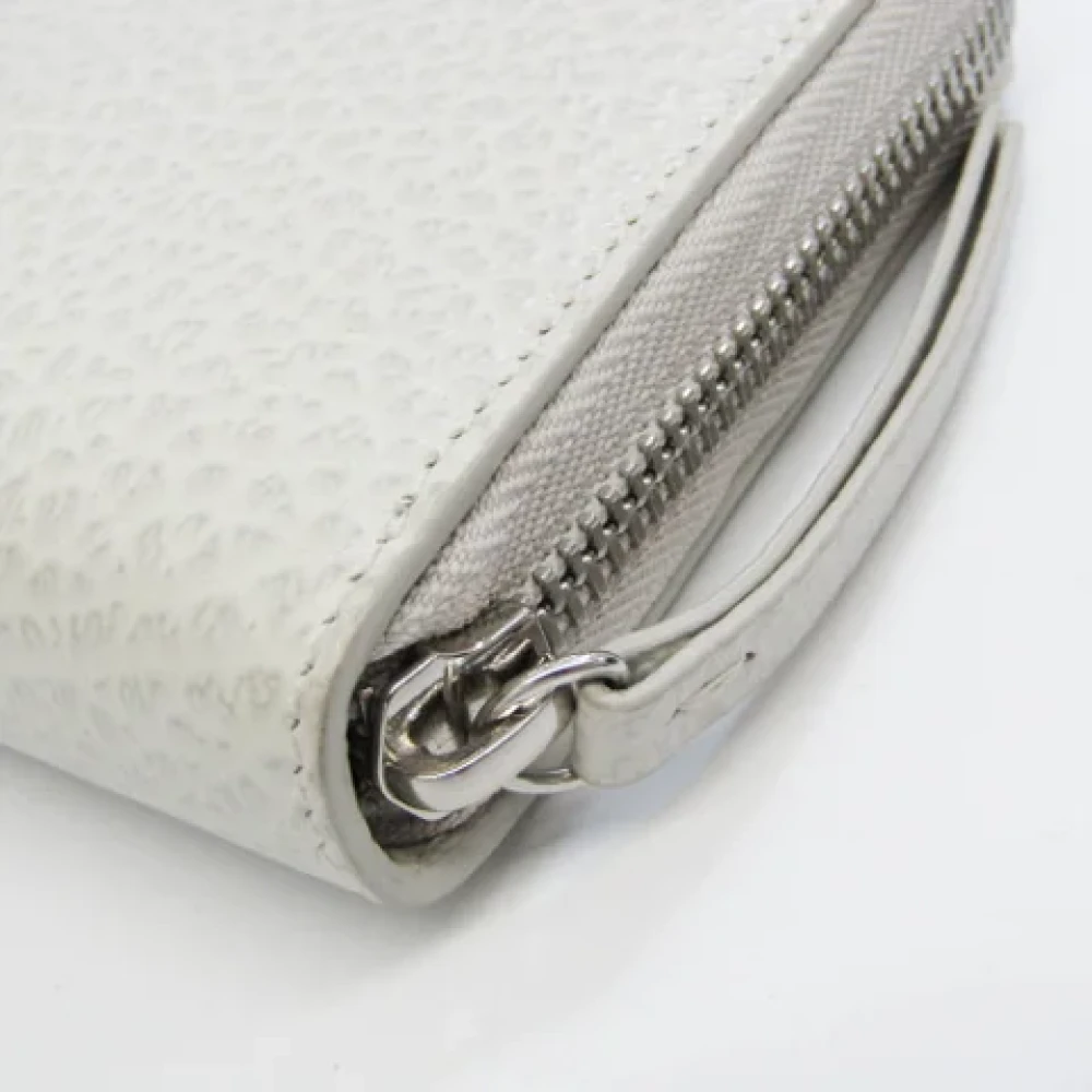 Maison Margiela Pre-owned Leather wallets White Dames