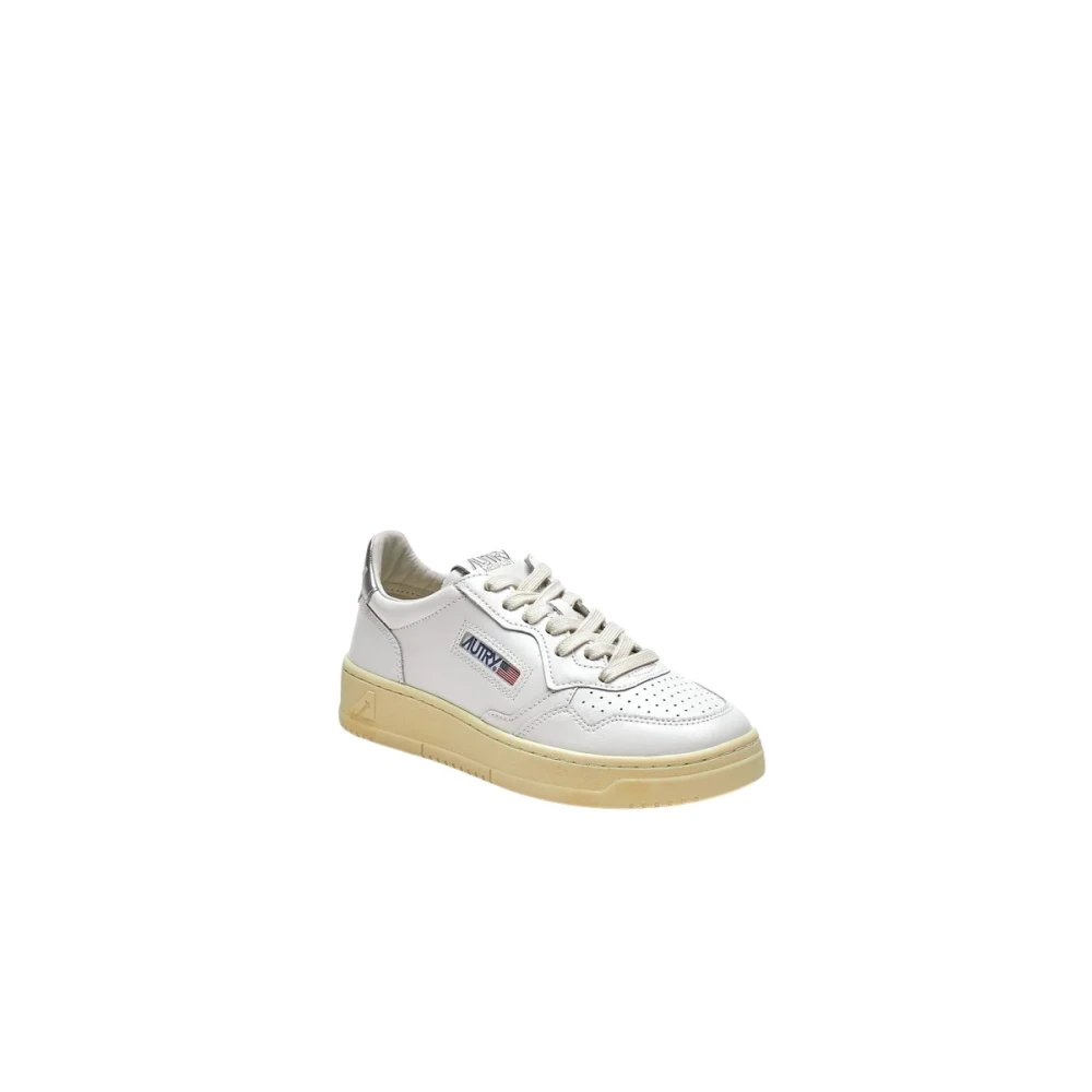 Autry White Sneakers, Female, 5 Uk, Medalist Low