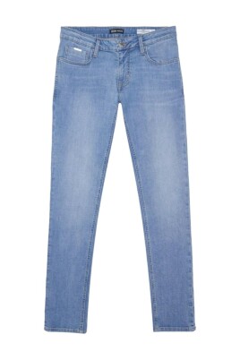 black-slim-fit-denim-jeans