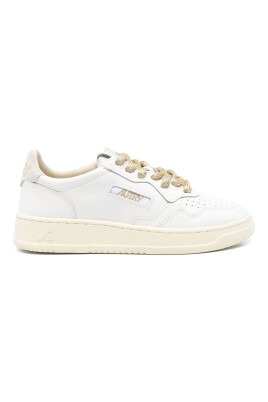 sneakers-en-cuir-blanc