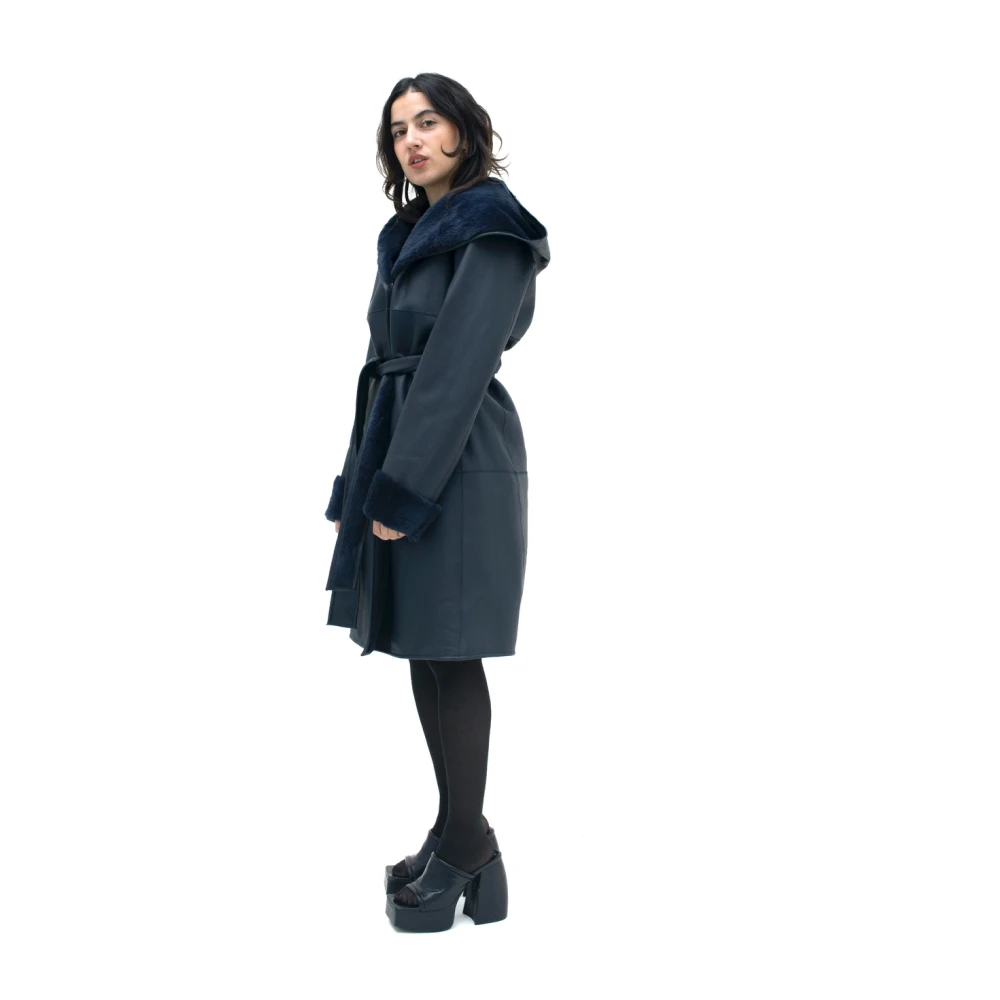 Just Things we Like Izumi Lambskin Shearling Coat Blue Dames