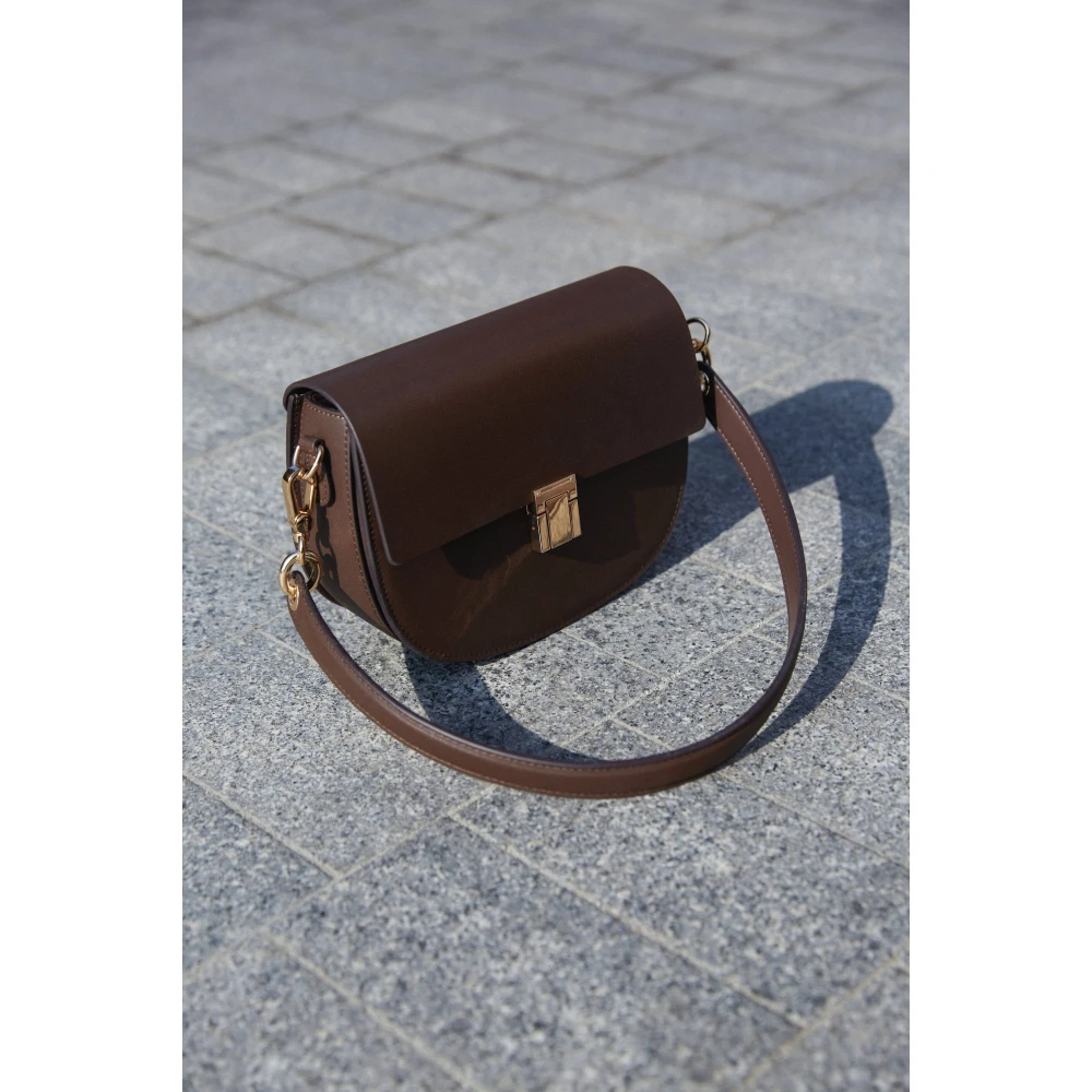 Estro Dames Donkerbruine Leren Schoudertas Er00115764 Brown Dames