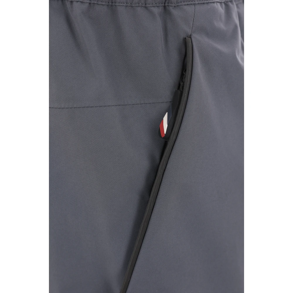 Moncler Grijze gewatteerde broek met reflecterende details Gray Heren