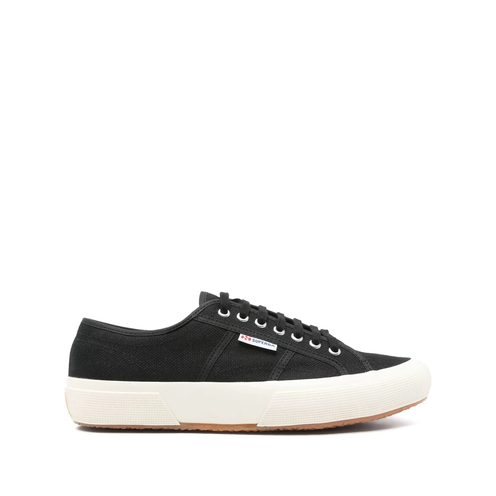 Superga Zwarte Vetersneaker met Ronde Neus Heren Schoenen