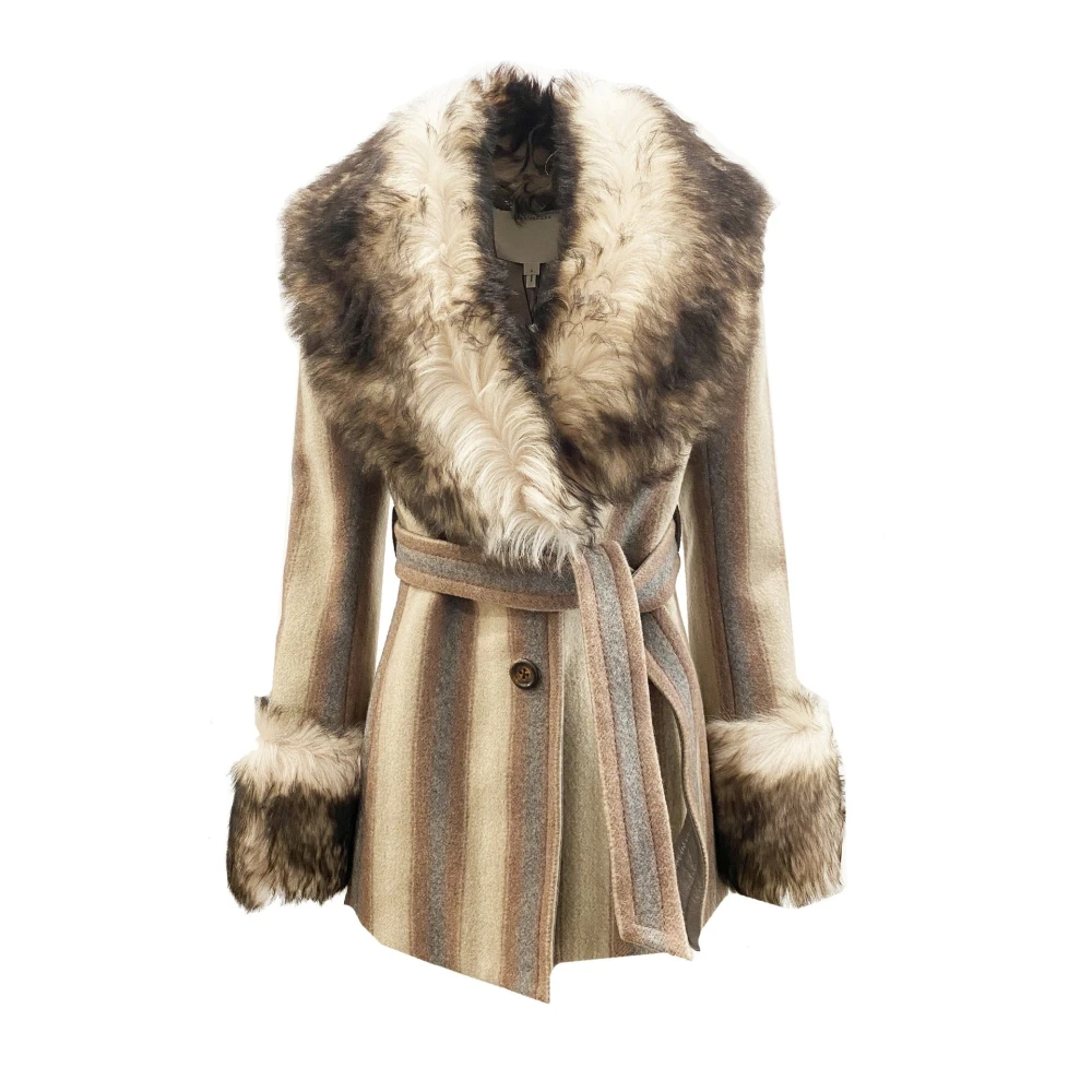 Jackets > Faux Fur & Shearling Jackets - - Marc Jacobs - Modalova