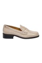 mocassins-beige-a-texture-croco-et-clous