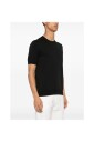 t-shirt-en-coton-noir-a-col-rond-en-tricot