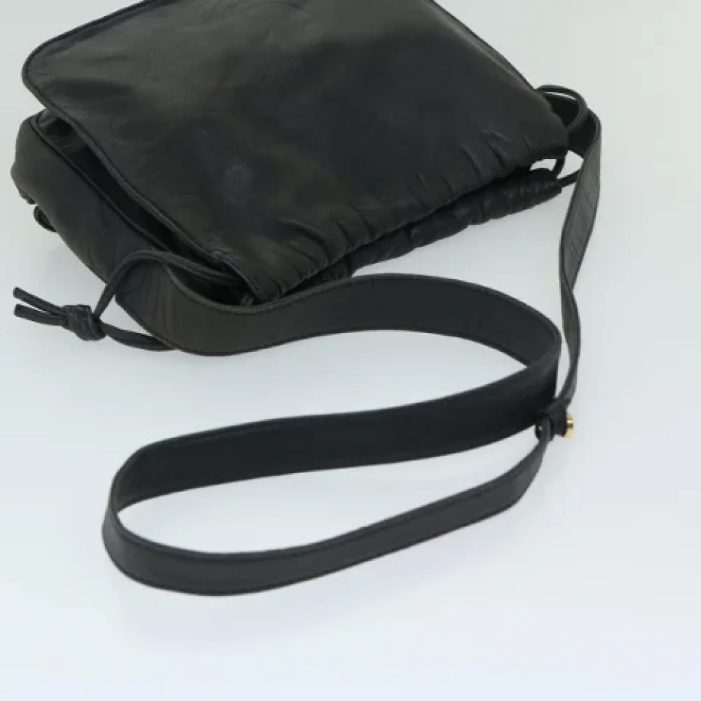 Loewe Pre-owned Leather shoulder-bags Blue Dames