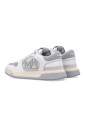 sneakers-basse-perforees-etoilees