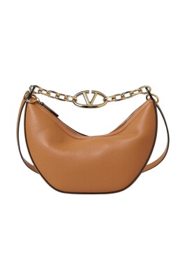 stud-shoulder-bag-with-chain-strap
