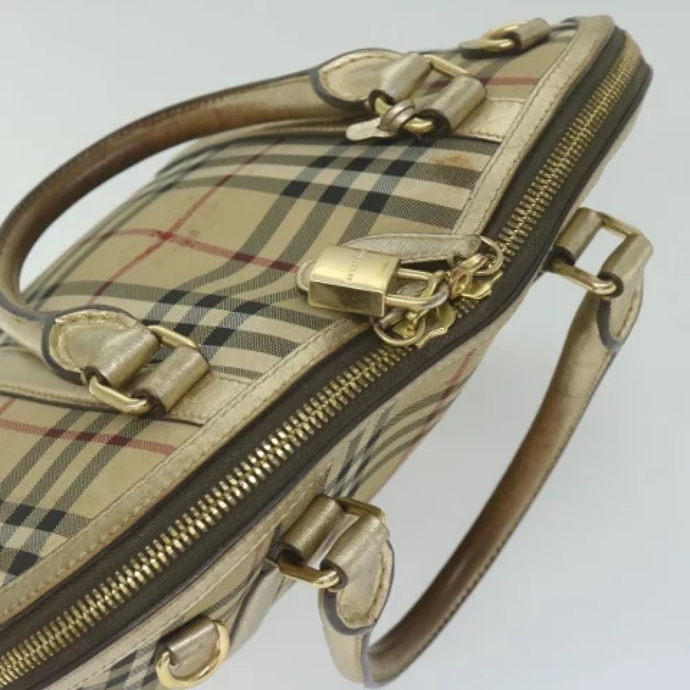 Burberry Vintage Pre-owned Nylon handbags Beige Dames