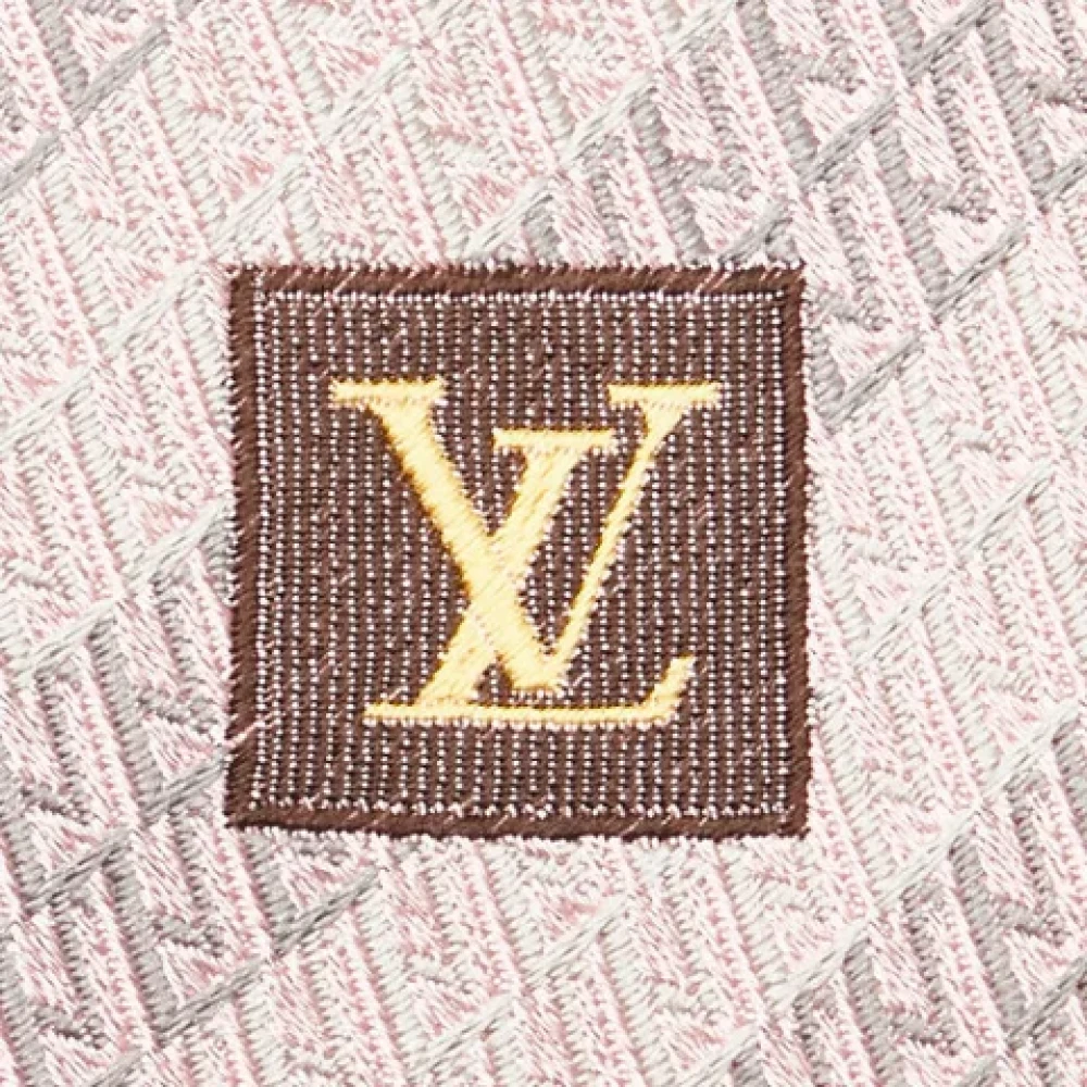 Louis Vuitton Vintage Pre-owned Silk home-office Pink Heren