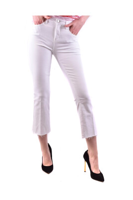 hvide-jeans-ss22-stilfuld-opgradering