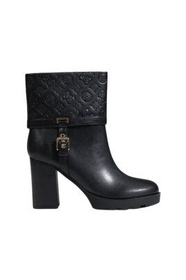 bottes-dhiver-en-polyethylene-noir