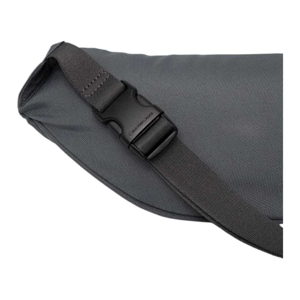 Calvin Klein Grijze Polyester Rits Tas met Binnen Zakken Gray Heren