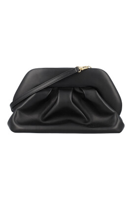 black-handbag-tia-clutch