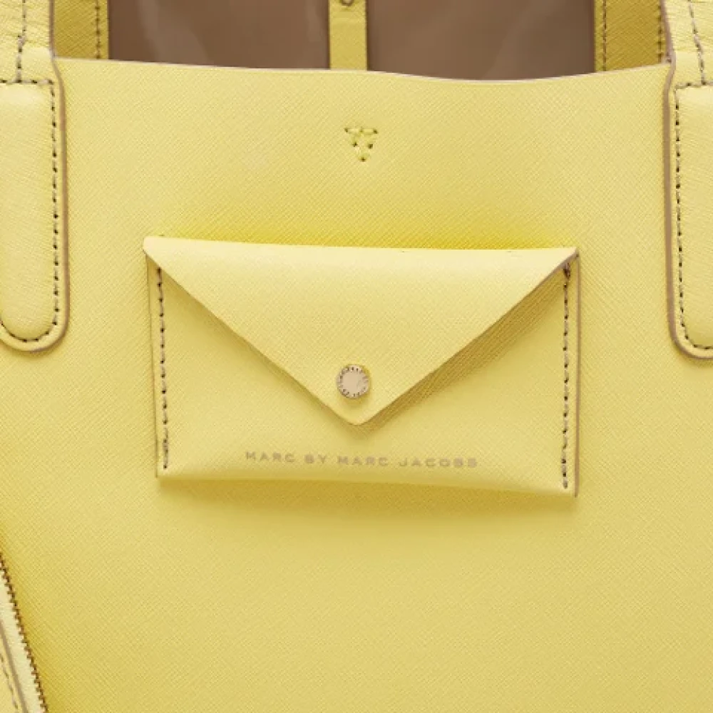 Marc Jacobs Pre-owned Leather totes Yellow Dames