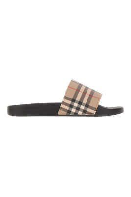 cozy-home-slippers-for-everyday-comfort