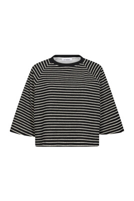 striped-tee-top-black-and-white