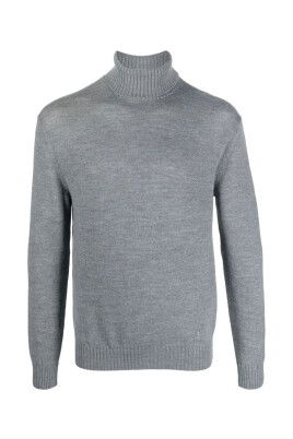 turtleneck-sweater