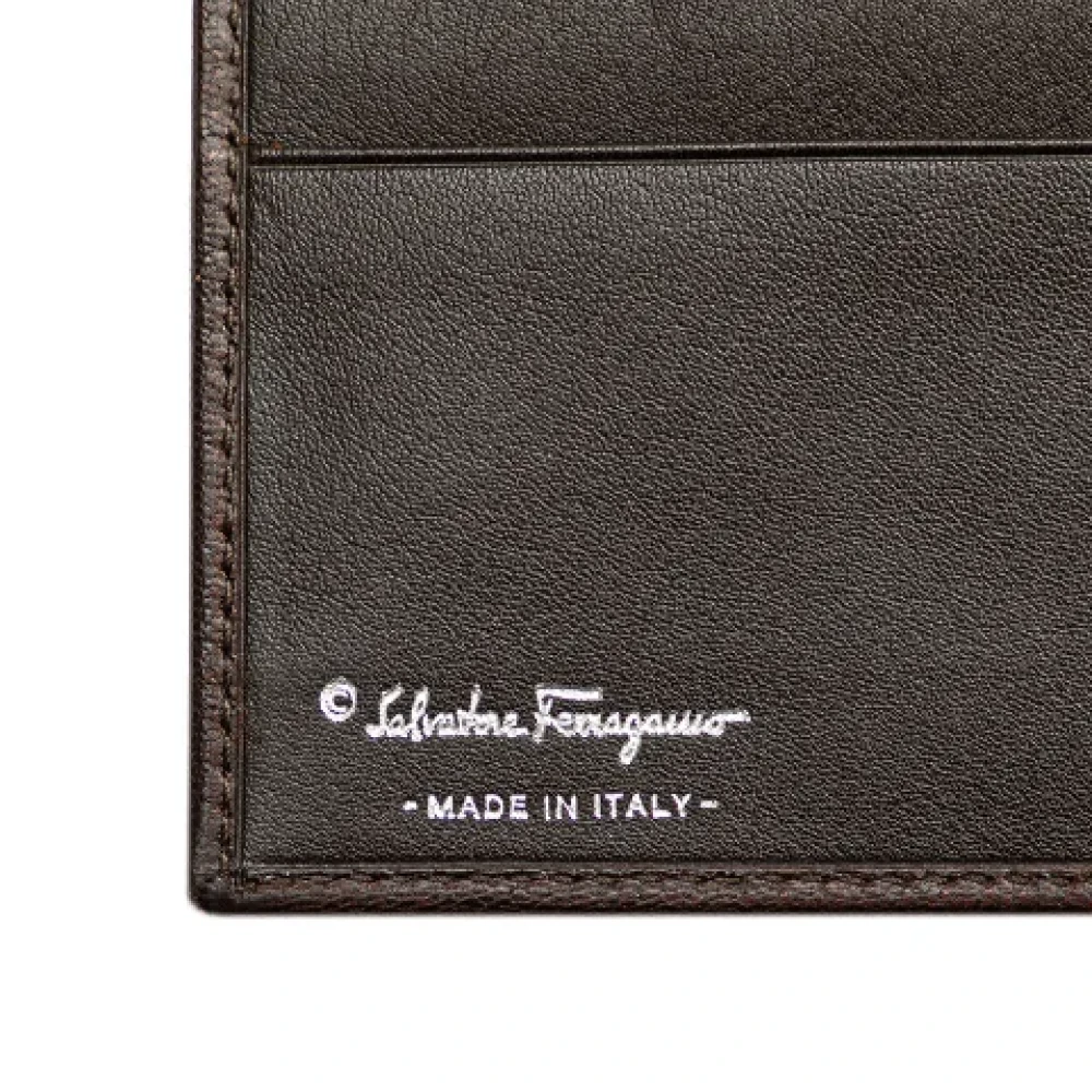 Salvatore Ferragamo Pre-owned Leather wallets Brown Dames