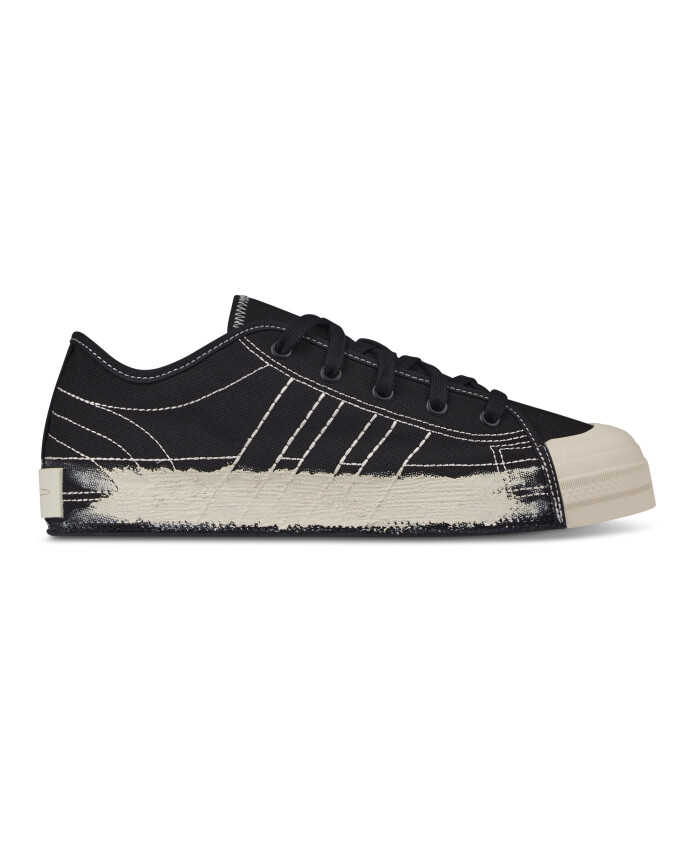 stylish-sneakers-for-men-and-women